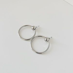 Silver 90’s Style Hoop Earrings